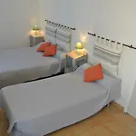 卡斯特米斯特拉尔酒店 胡安莱潘