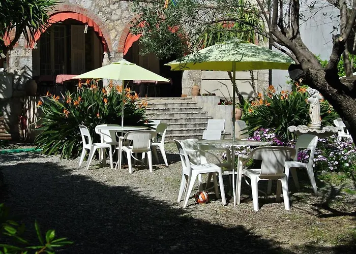 Castel Mistral