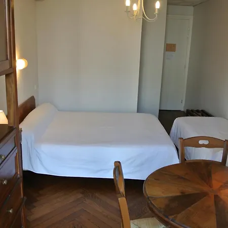 Castel Mistral ジュアン・レ・パン