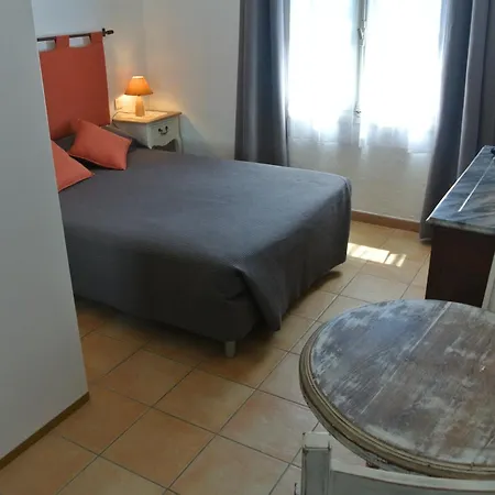 Castel Mistral Отель