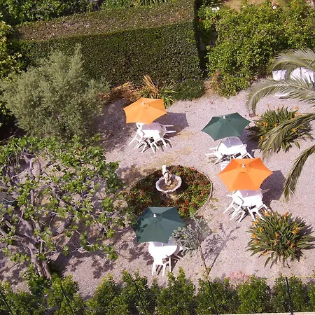 ホテル Castel Mistral