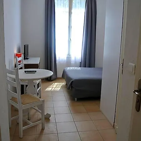 Castel Mistral 3* Жуан-ле-Пен