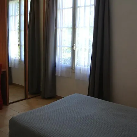 Castel Mistral ホテル