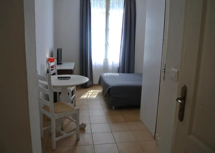 Castel Mistral 3*