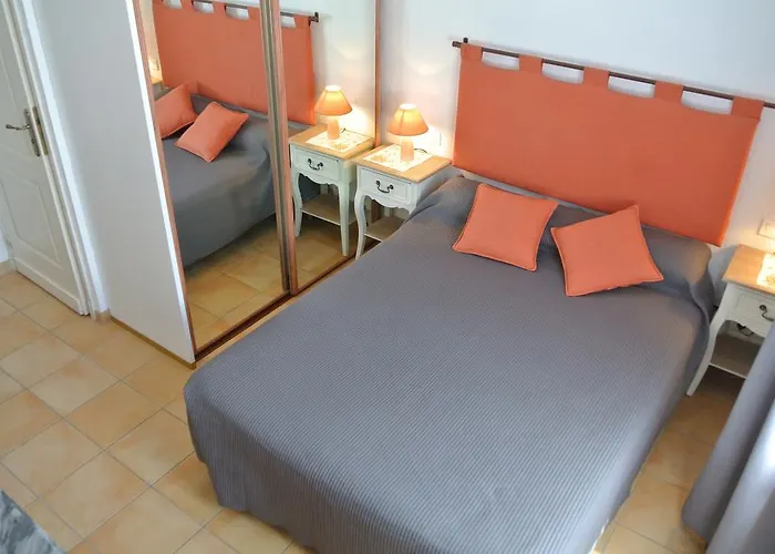 Castel Mistral 3*